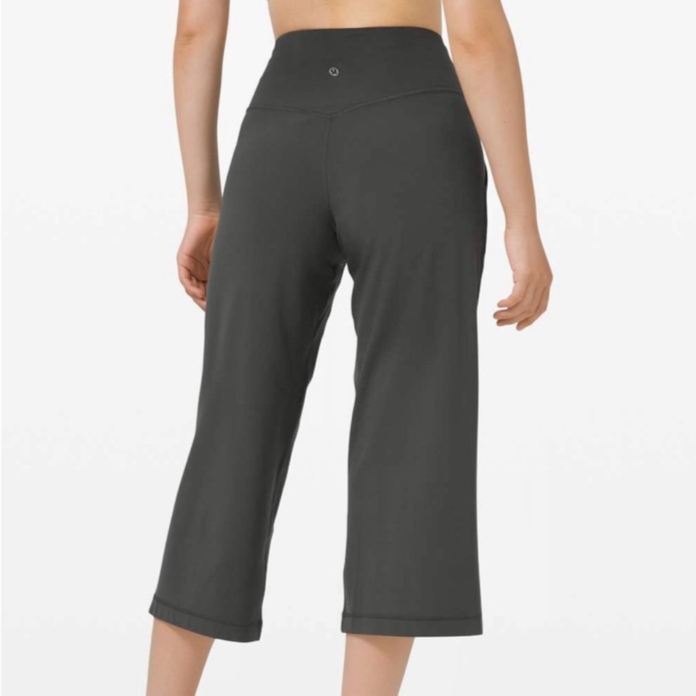 Lululemon Align Wide Leg Crop, Graphite Grey, Size 2